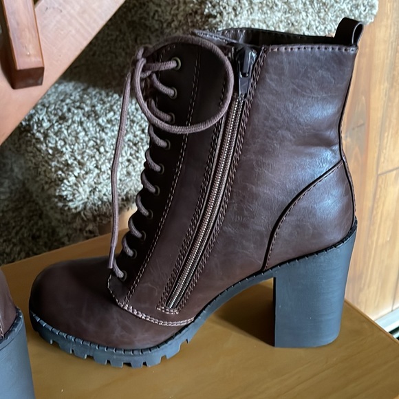 💗SODA💗SUPER CUTE COMBAT BOOTS - Picture 4 of 7